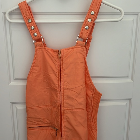 Vintage Snow Bibs - Picture 2 of 9